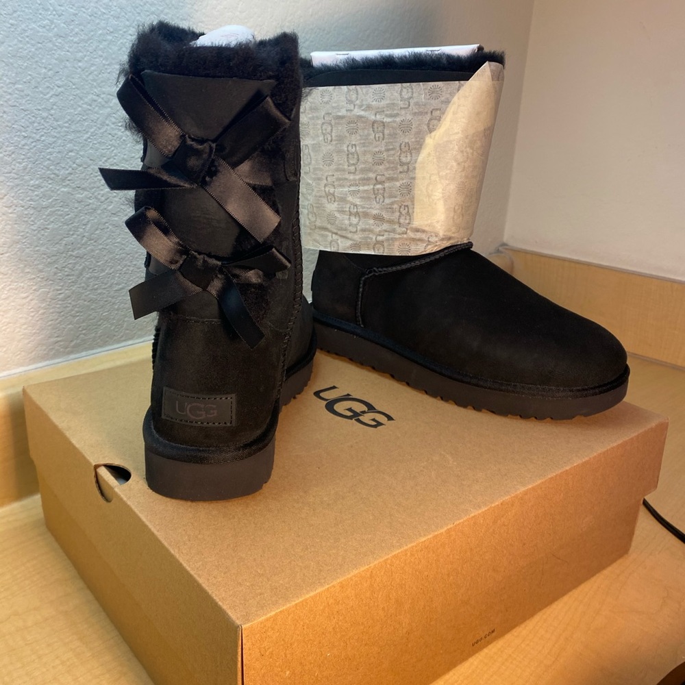 Brand New Bailey Bow II Ugg Boots
